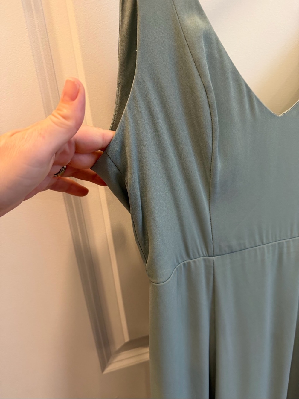 NWOT Show Me Your Mumu Jenn Dress Sage Silver Size Medium - Picture 5 of 8